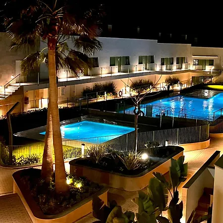 Lovely New Luxery In Playa Next To The Appartement *